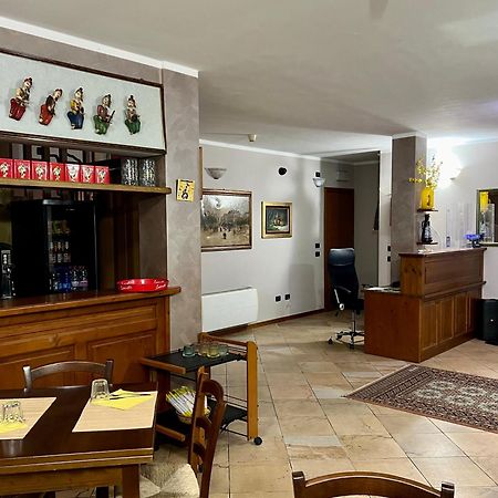 Albergo Quatro Pini Pozzolengo Extérieur photo